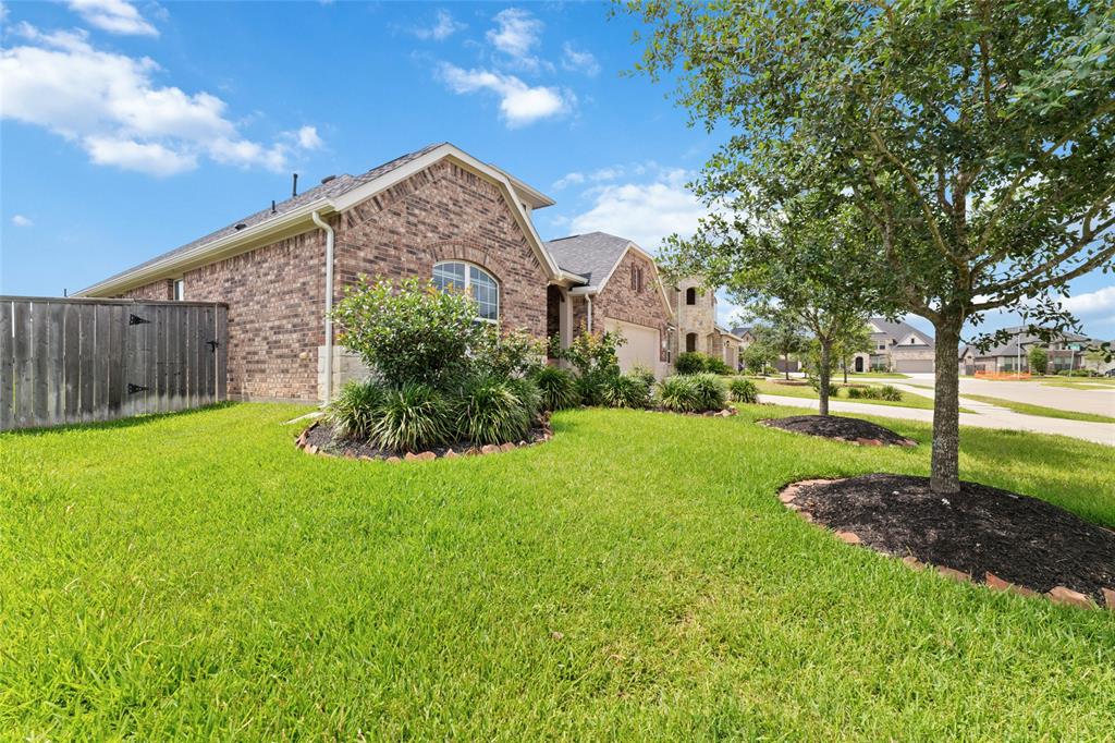 2114 Partridgeberry Lane, Katy, Texas image 2