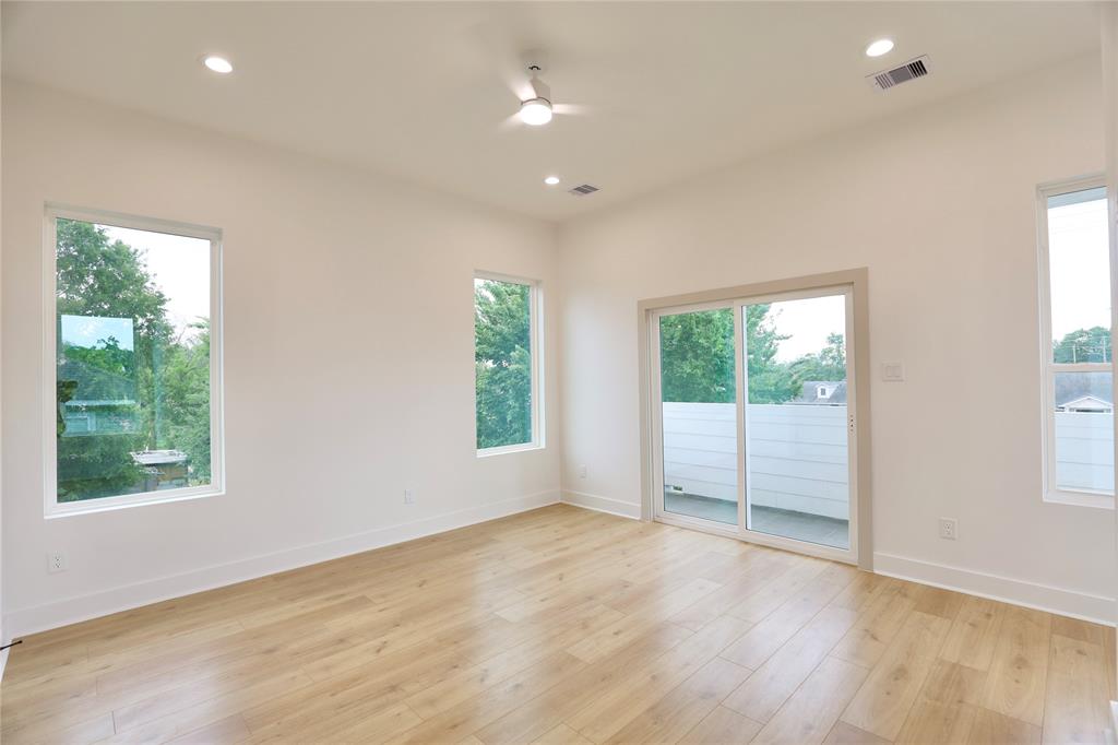 510 E 37th Street, Houston, Texas image 21