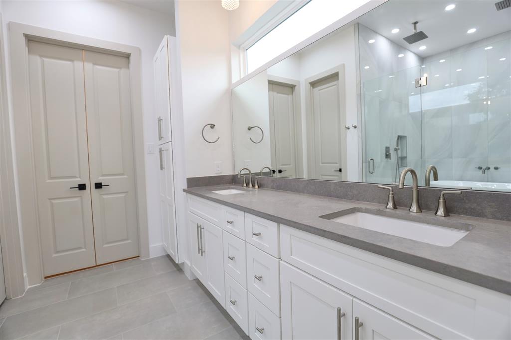 510 E 37th Street, Houston, Texas image 24