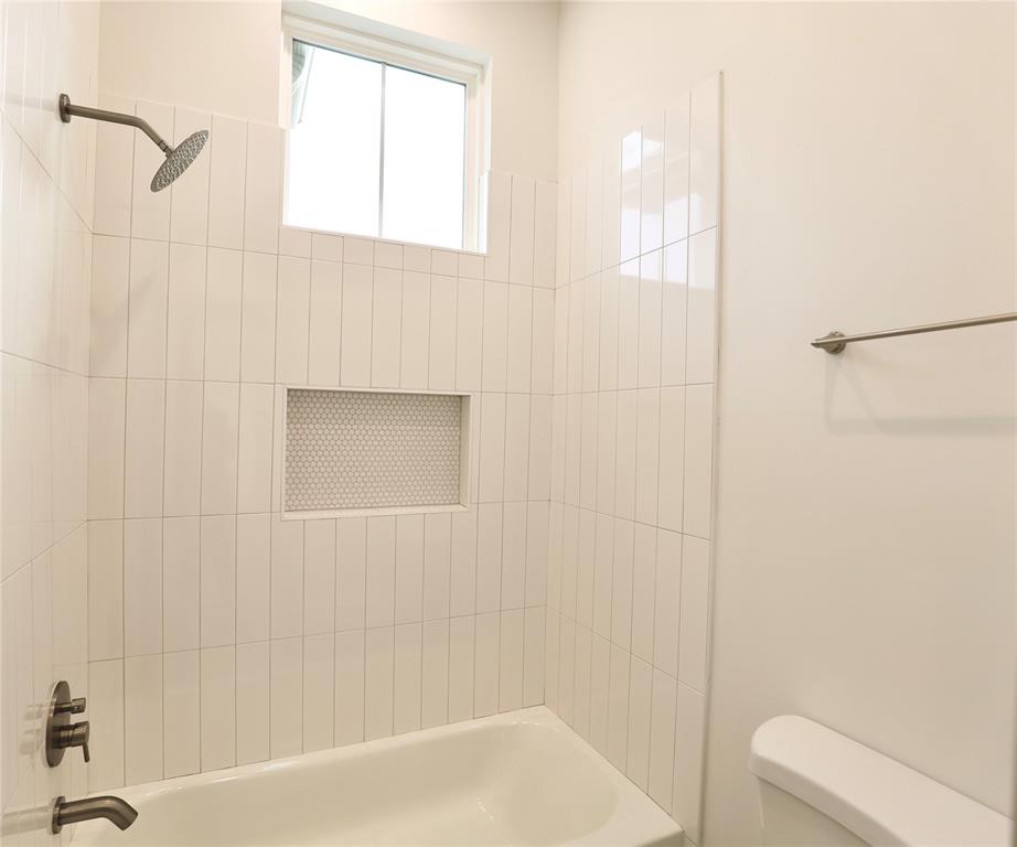 510 E 37th Street, Houston, Texas image 33