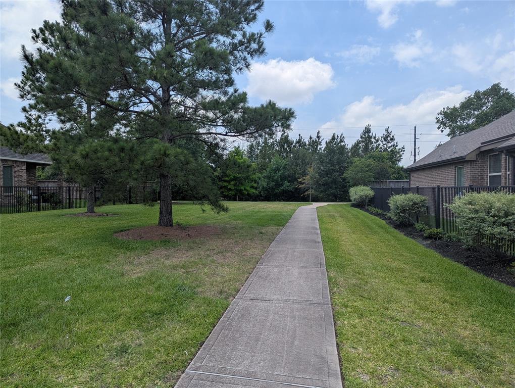 16747 Highland Country Drive