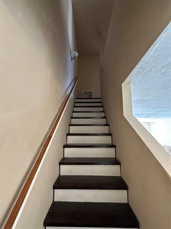 8405 Wilcrest Drive #2010, Houston, Texas image 4