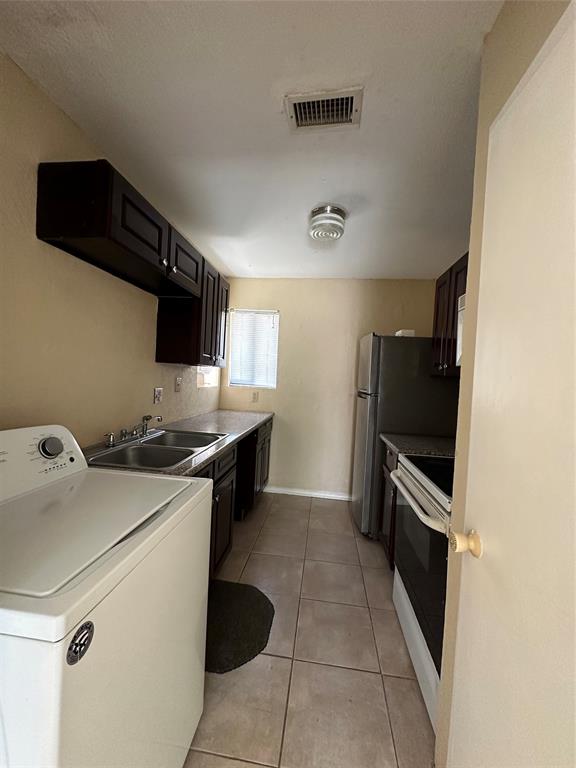 8405 Wilcrest Drive #2010, Houston, Texas image 3