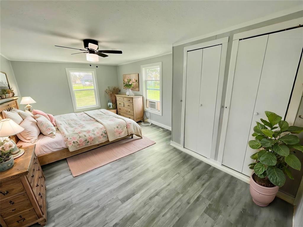 107 N Blunck Street, Lake Jackson, Texas image 11