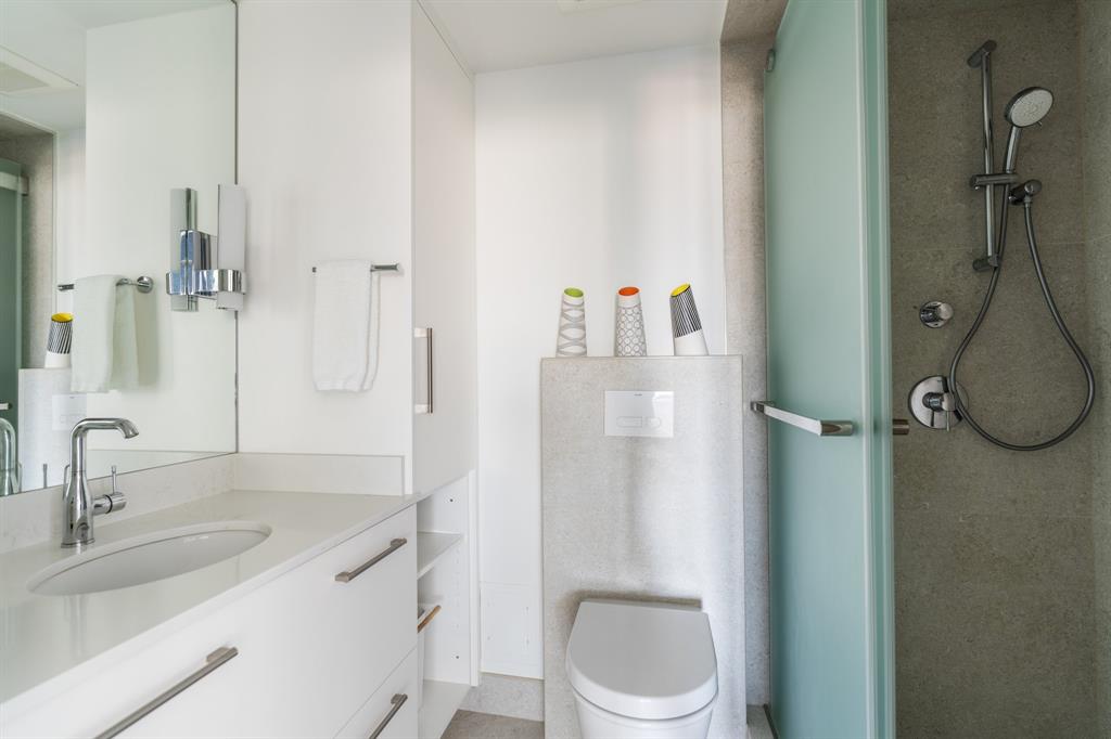 2001 Holcombe Boulevard #2401, Houston, Texas image 22