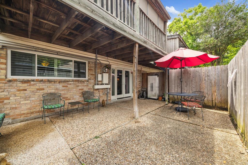 12964 Trail Hollow Drive, Houston, Texas image 26