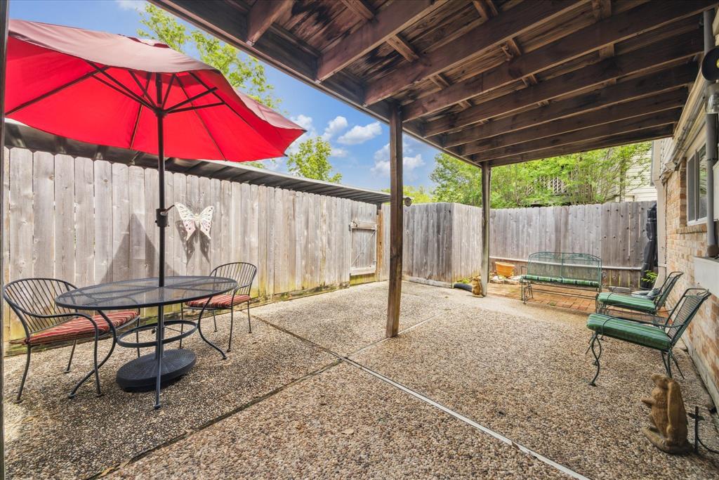 12964 Trail Hollow Drive, Houston, Texas image 25