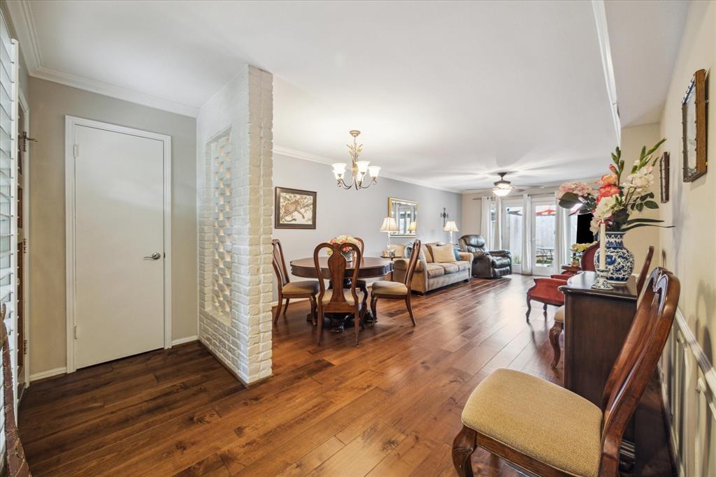 12964 Trail Hollow Drive, Houston, Texas image 4