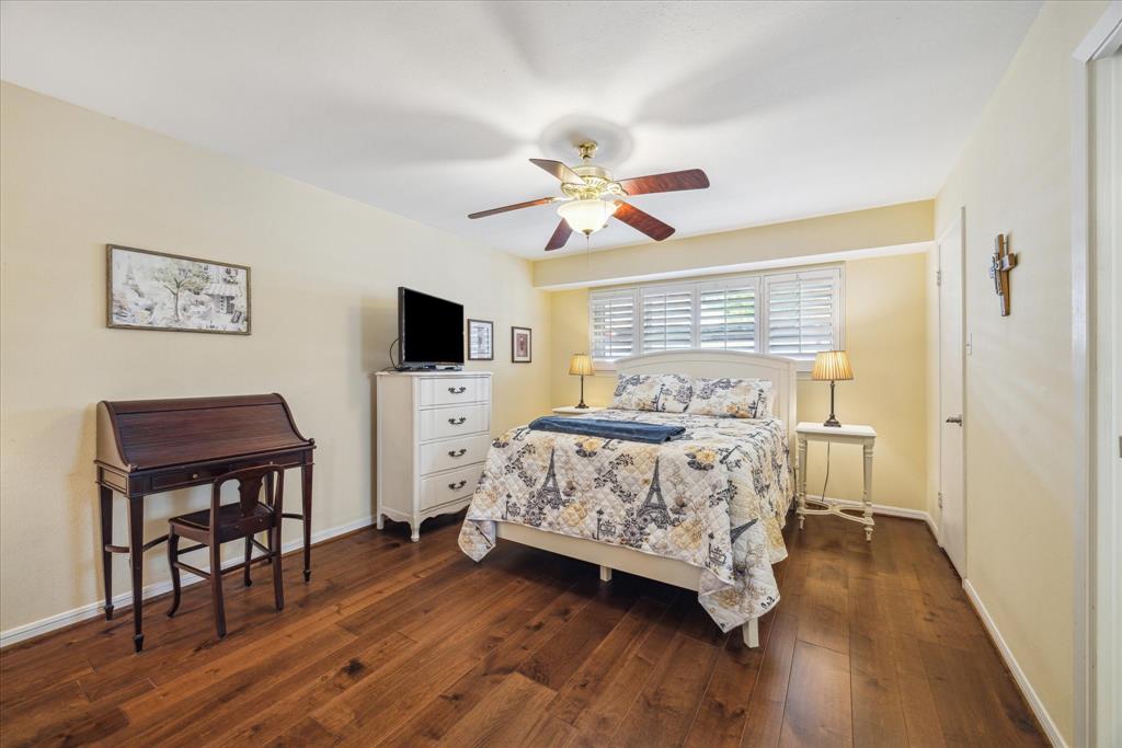 12964 Trail Hollow Drive, Houston, Texas image 20