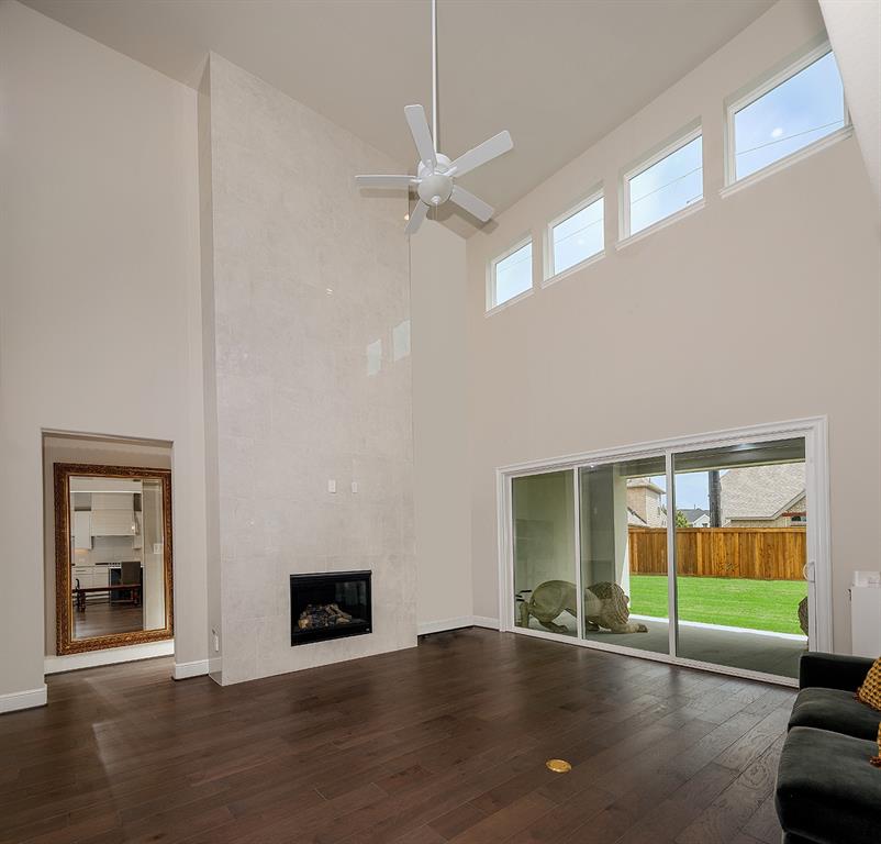 5361 Cherry Spring Drive, Spring, Texas image 8