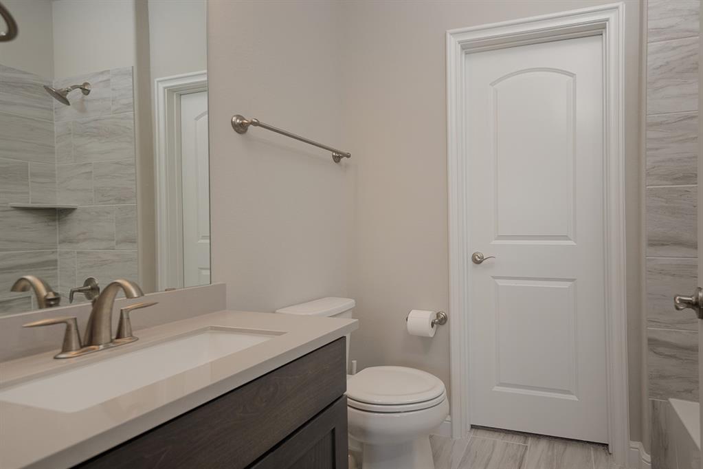 5361 Cherry Spring Drive, Spring, Texas image 32
