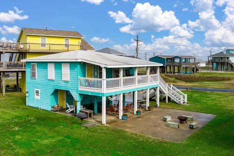 A home in Crystal Beach