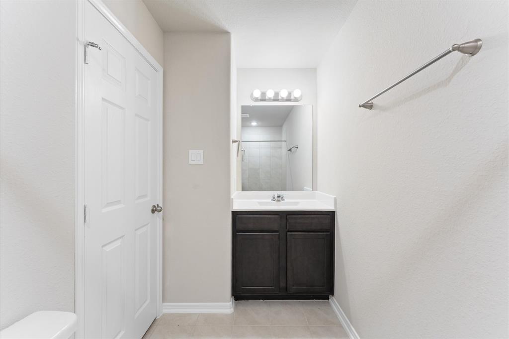 1357 Mixander Way, La Porte, Texas image 18