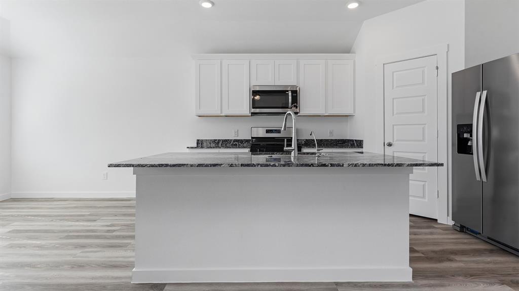 1502 Barbados Drive, Iowa Colony, Texas image 7