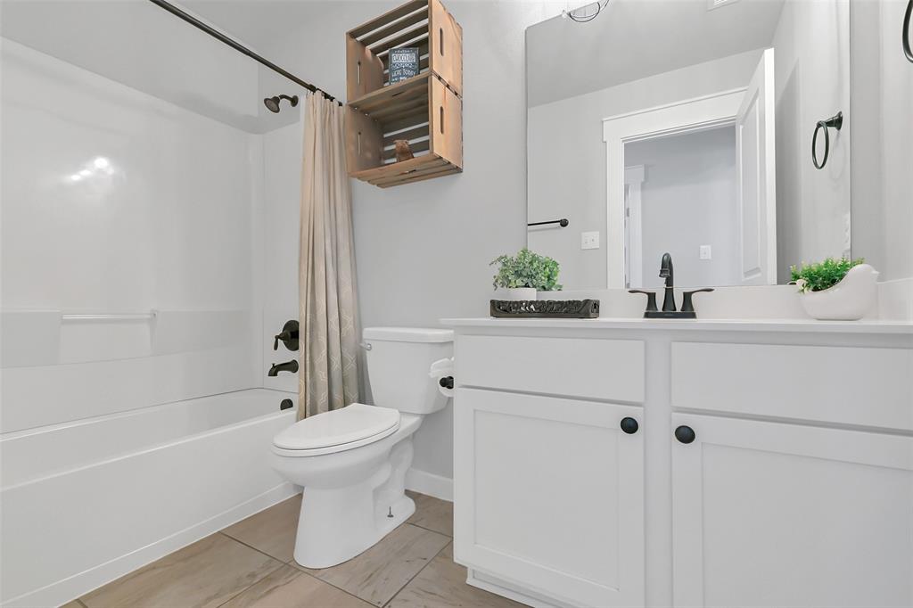 12307 Sabine Point Drive, Humble, Texas image 30