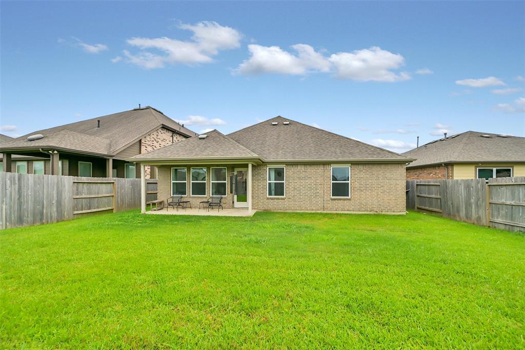 12307 Sabine Point Drive, Humble, Texas image 33
