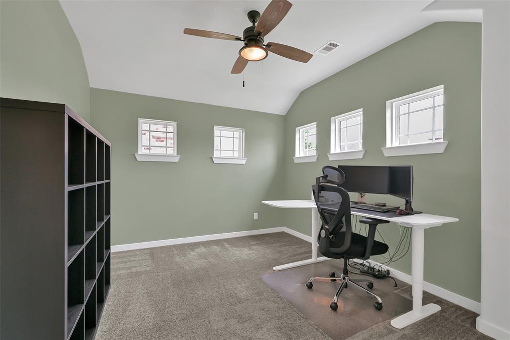 12307 Sabine Point Drive, Humble, Texas image 7