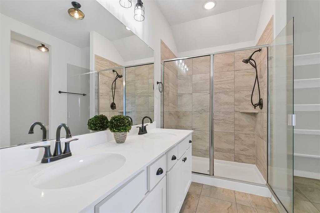 12307 Sabine Point Drive, Humble, Texas image 24