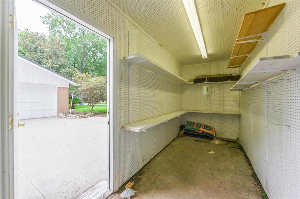 2107 W Marys Creek Lane, Pearland, Texas image 39