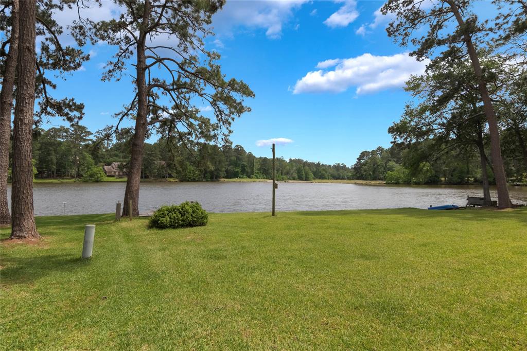 2207 Azalea Circle, Huntsville, Texas image 11