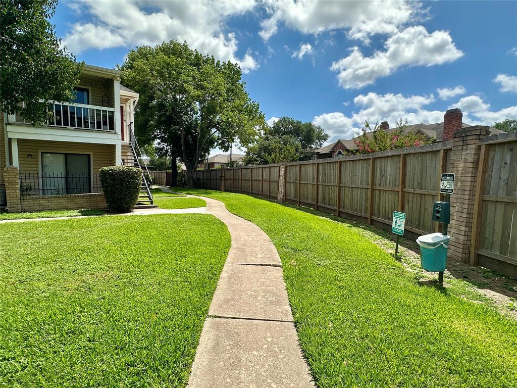 2750 Holly Hall Street 1215