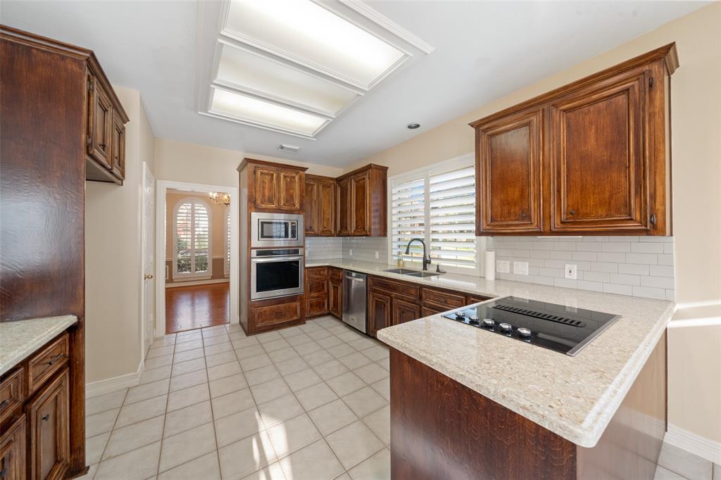 18802 Hickory Ashe Drive, Humble, Texas image 13