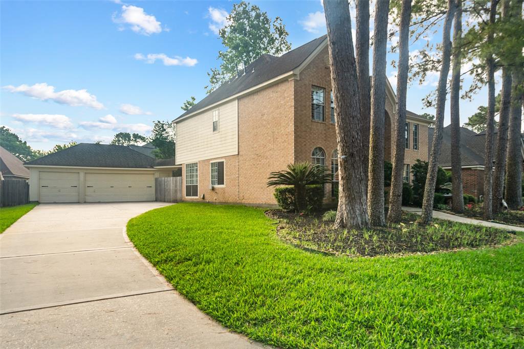 18802 Hickory Ashe Drive, Humble, Texas image 28