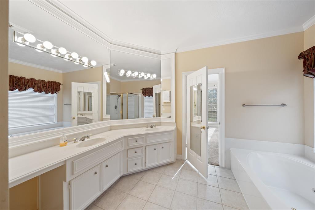 18802 Hickory Ashe Drive, Humble, Texas image 18