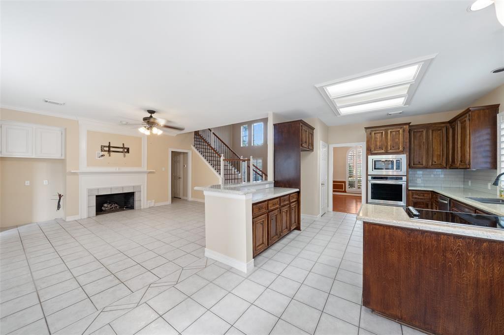 18802 Hickory Ashe Drive, Humble, Texas image 11