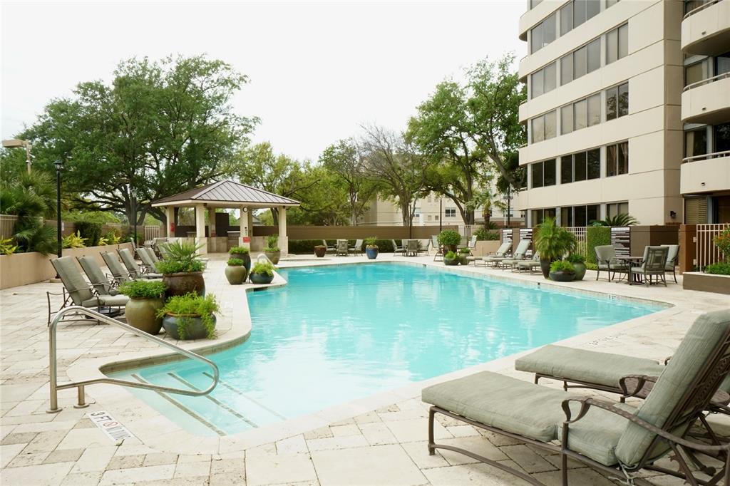 3525 Sage Road 414