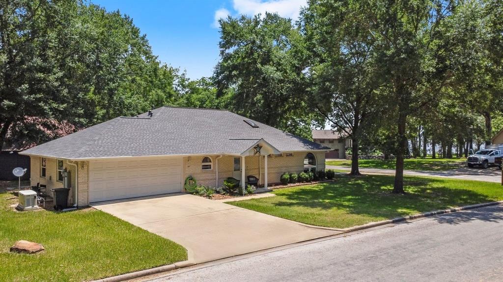 197 Westwood Drive, Trinity, Texas image 1