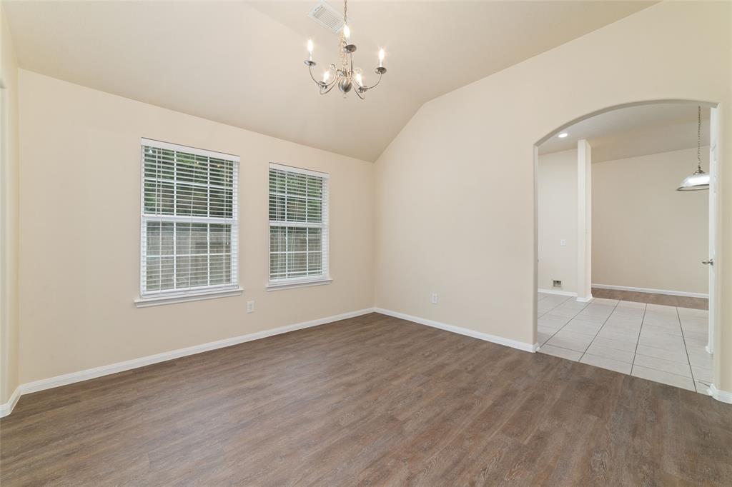 9106 Red Castle Lane, Humble, Texas image 9