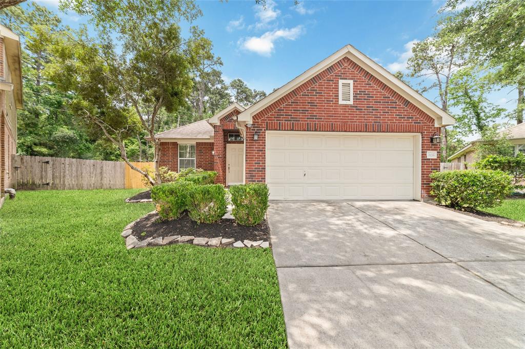 9106 Red Castle Lane, Humble, Texas image 1
