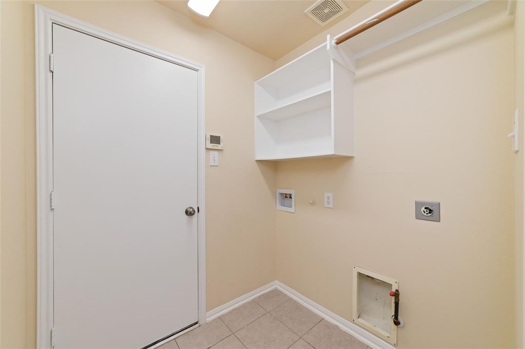 9106 Red Castle Lane, Humble, Texas image 25