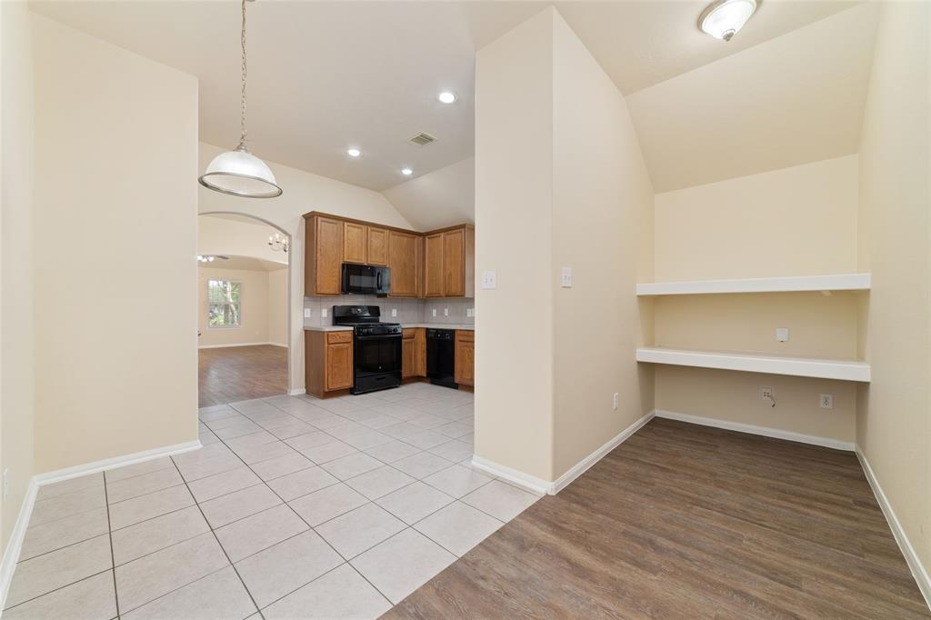 9106 Red Castle Lane, Humble, Texas image 15