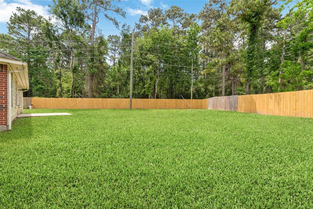9106 Red Castle Lane, Humble, Texas image 4