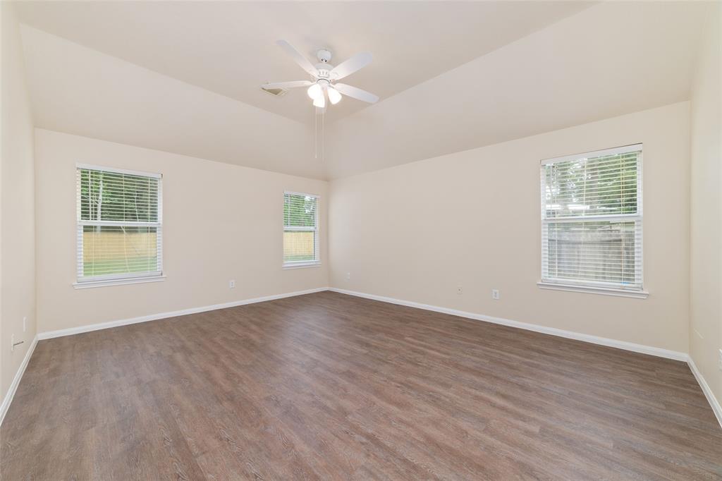 9106 Red Castle Lane, Humble, Texas image 16