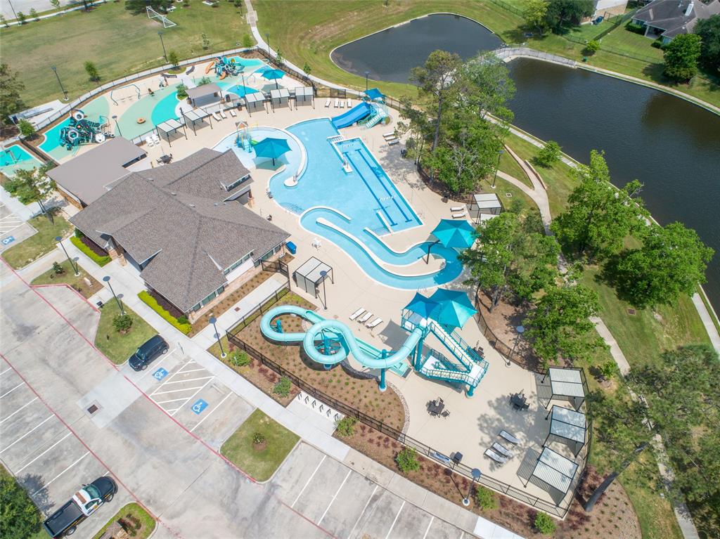 9106 Red Castle Lane, Humble, Texas image 37