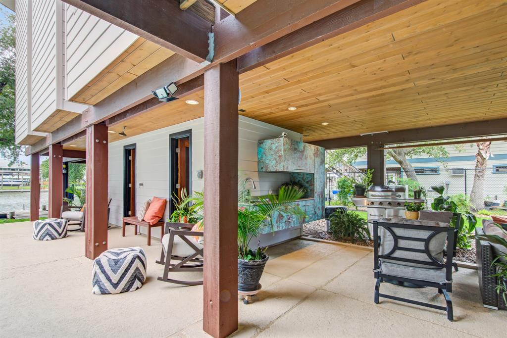 2154 Cove Park Drive, Kemah, Texas image 7