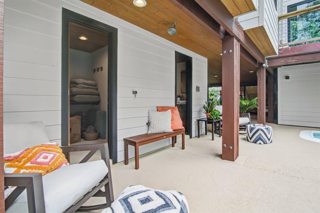 2154 Cove Park Drive, Kemah, Texas image 10
