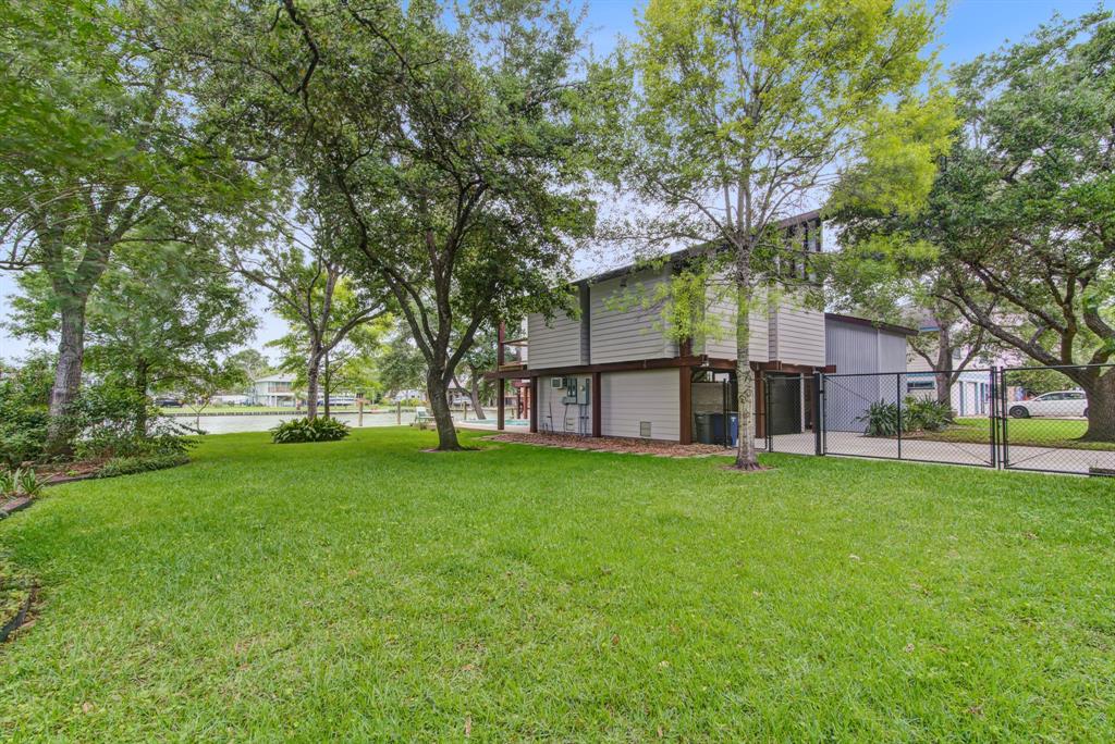 2154 Cove Park Drive, Kemah, Texas image 44