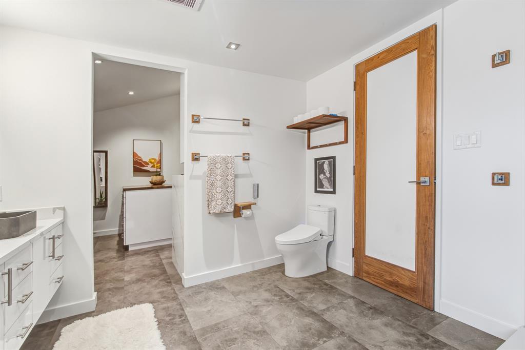 2154 Cove Park Drive, Kemah, Texas image 39