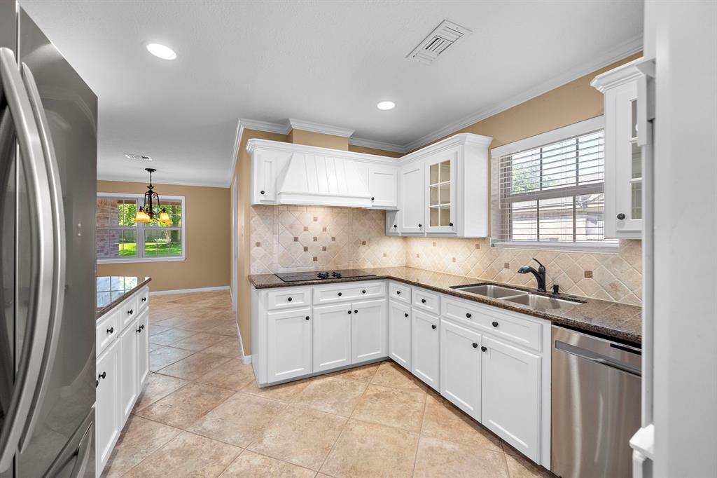 16225 Acapulco Drive, Jersey Village, Texas image 20