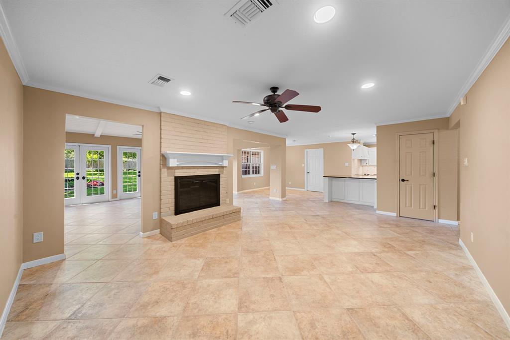 16225 Acapulco Drive, Jersey Village, Texas image 12
