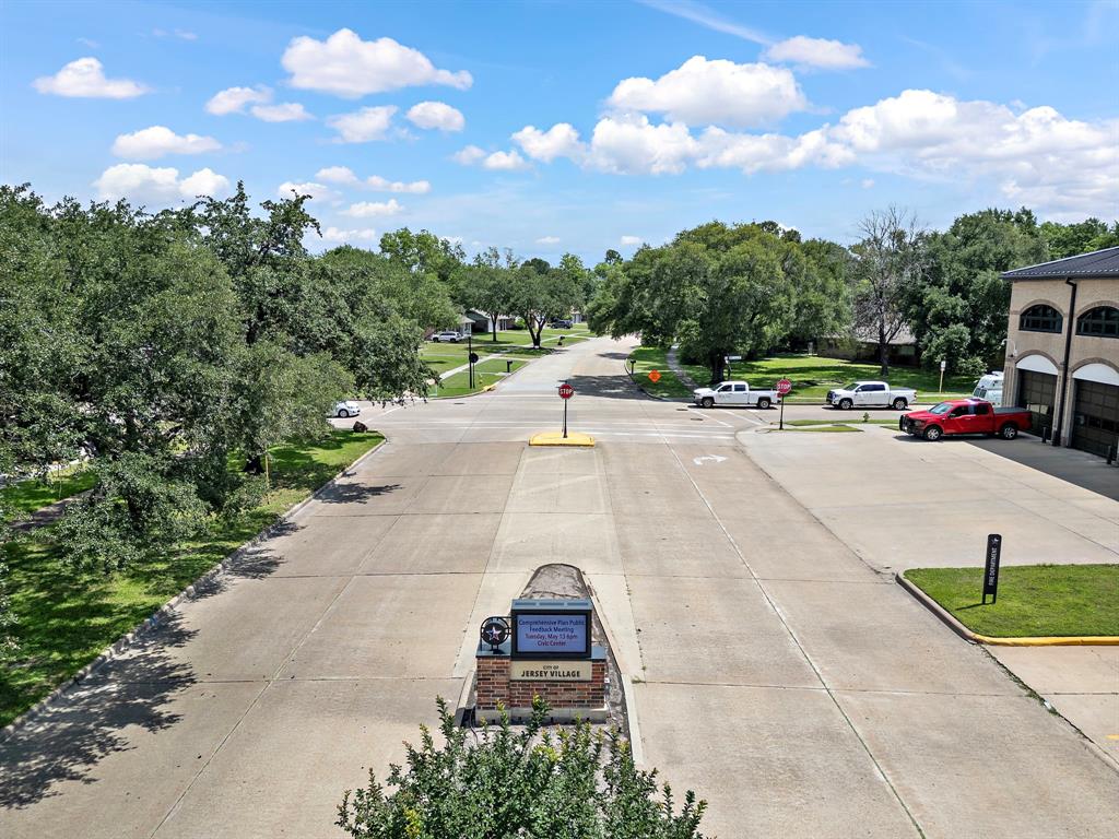 16225 Acapulco Drive, Jersey Village, Texas image 42