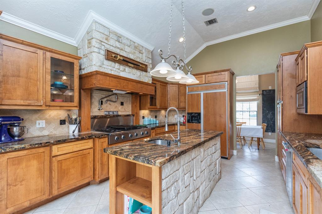3106 Colonel Court Drive, Richmond, Texas image 12