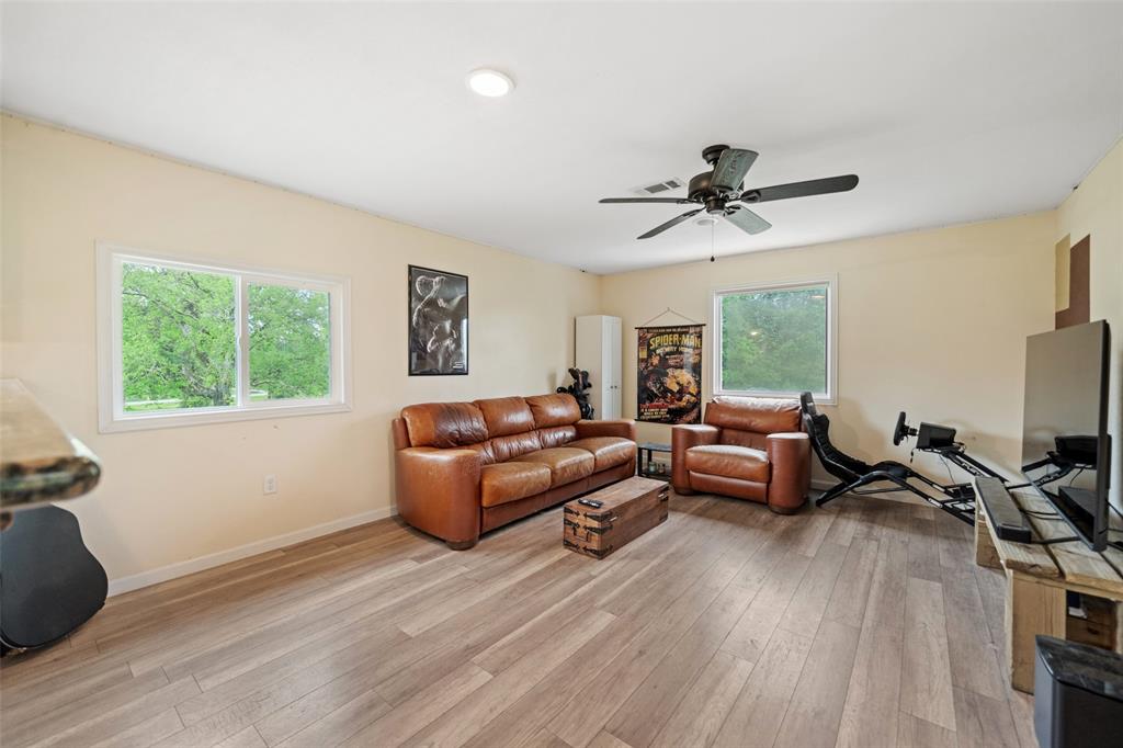 1522 Lakeshore Drive, Kingwood, Texas image 33