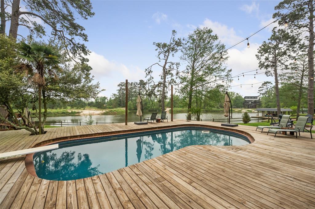 1522 Lakeshore Drive, Kingwood, Texas image 39