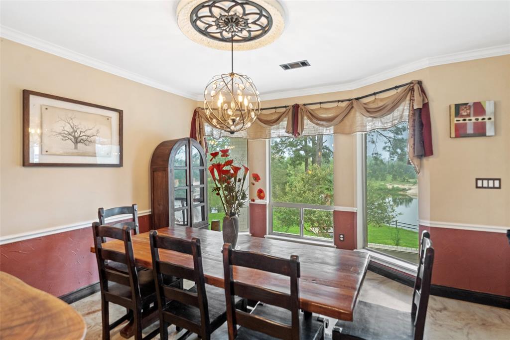 1522 Lakeshore Drive, Kingwood, Texas image 13