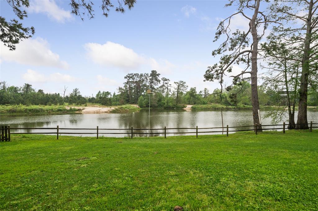 1522 Lakeshore Drive, Kingwood, Texas image 37